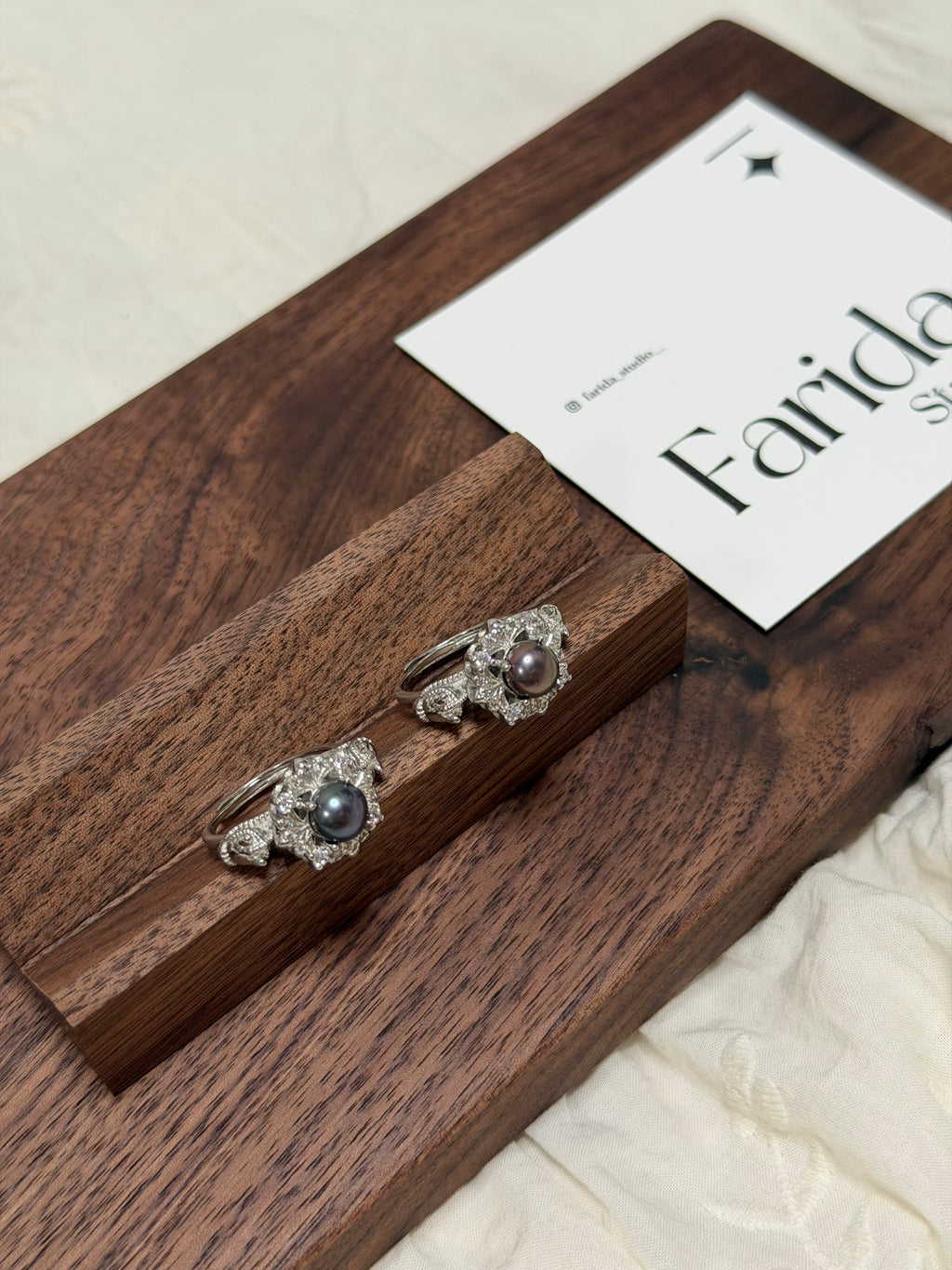 雙馬頭珍珠戒指