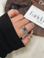 三戴黑澳寶戒指