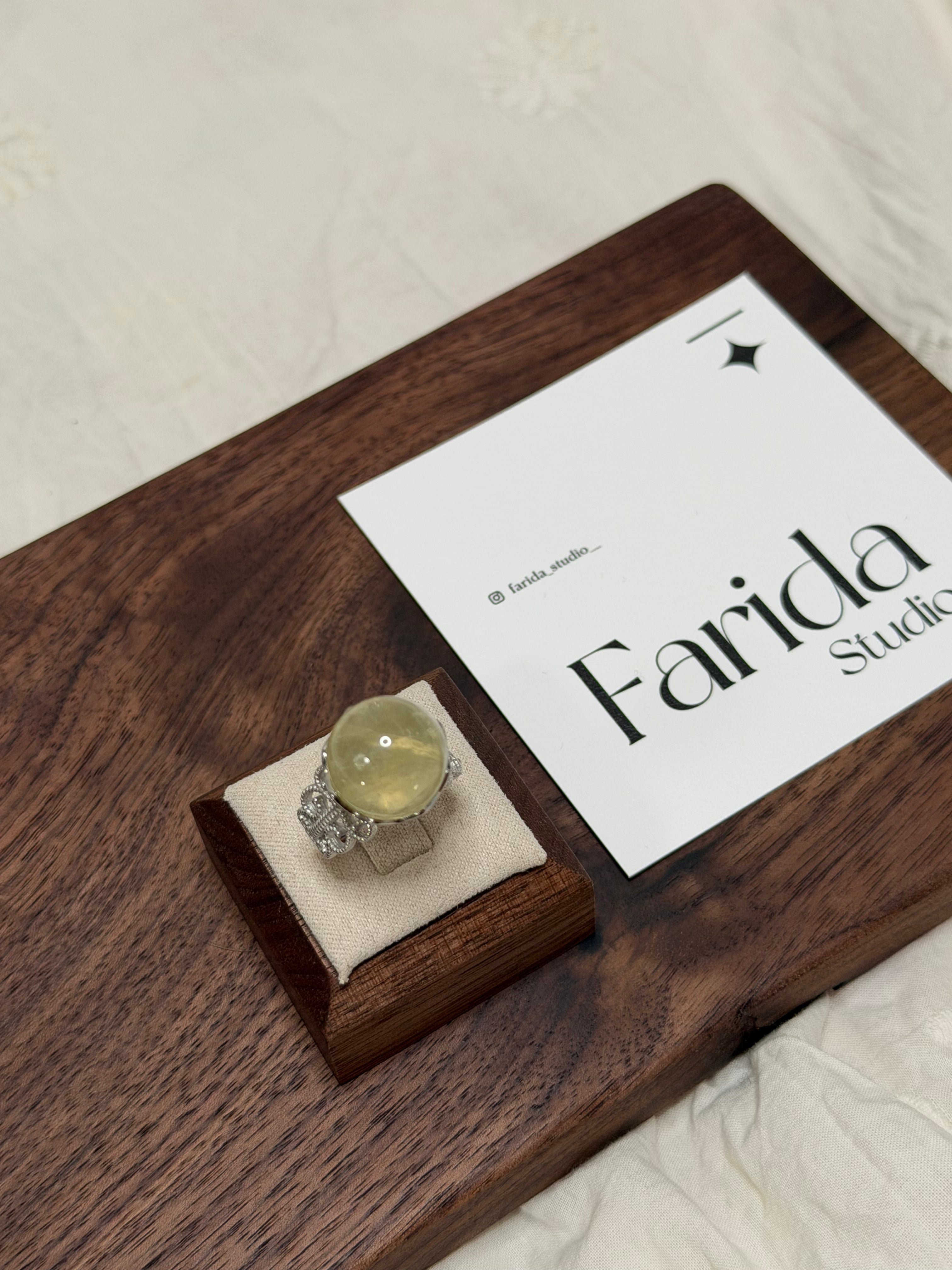 黃阿塞水晶球戒指