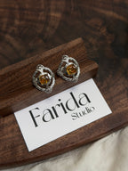 盾牌款花珀戒指