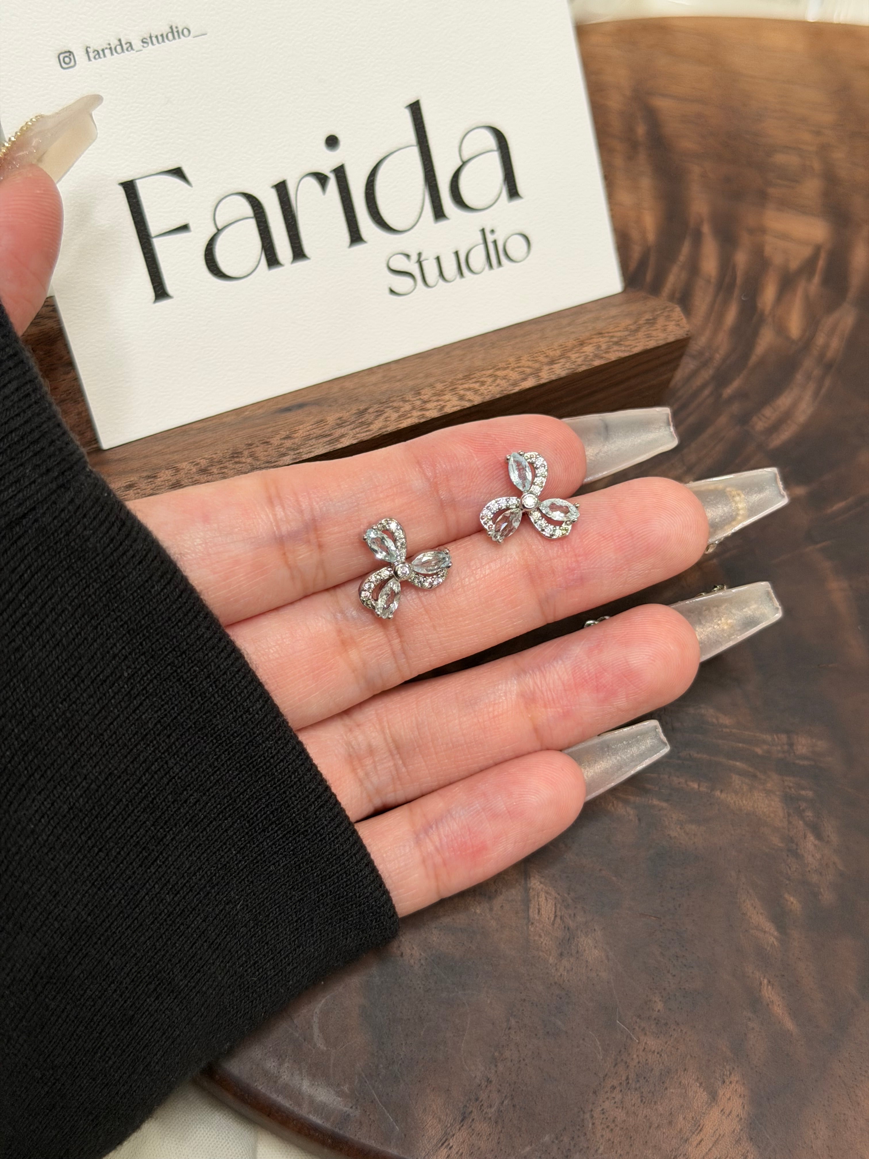 S925銀針藍托帕風車耳環