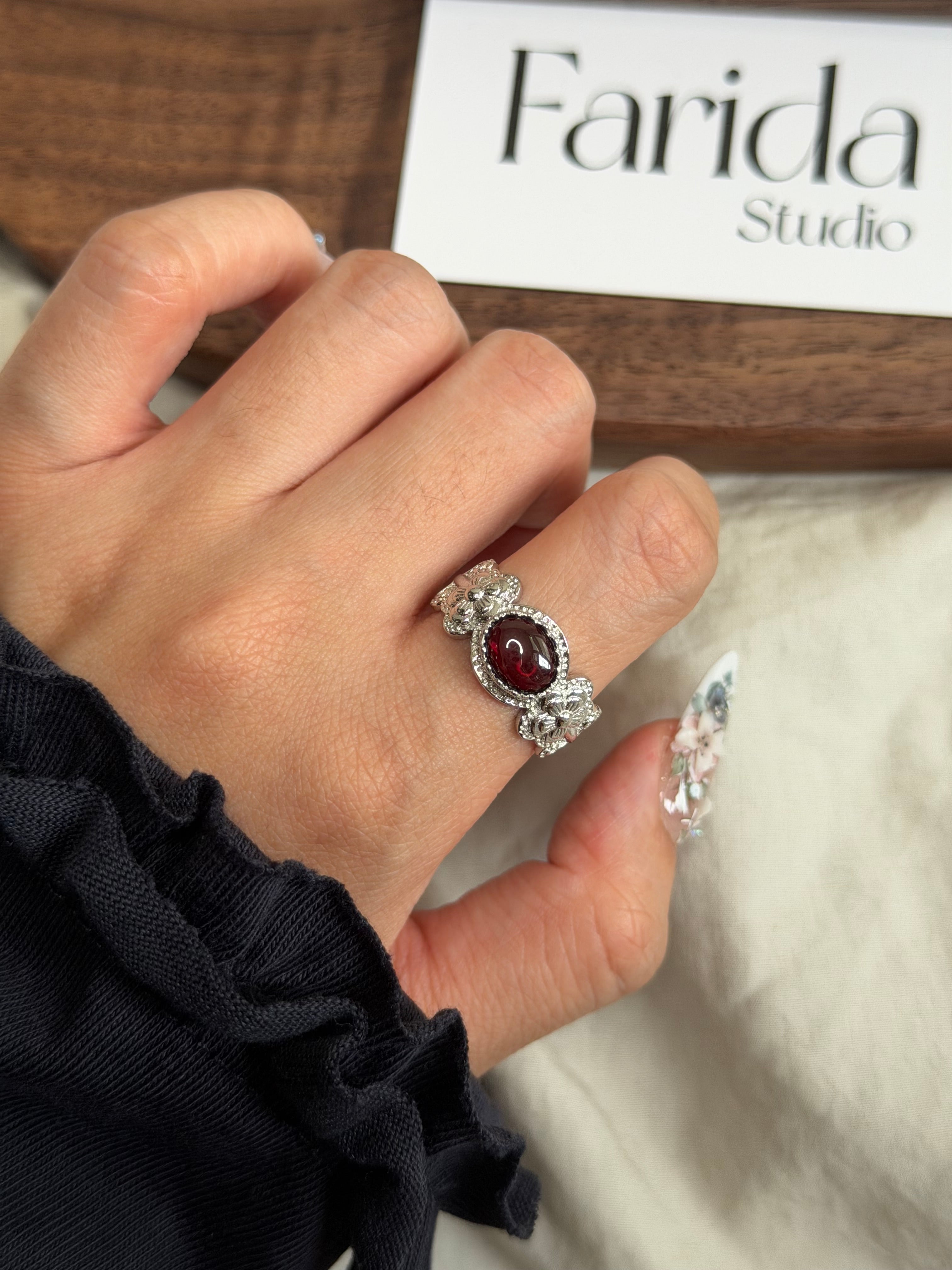 紫牙烏花花戒指