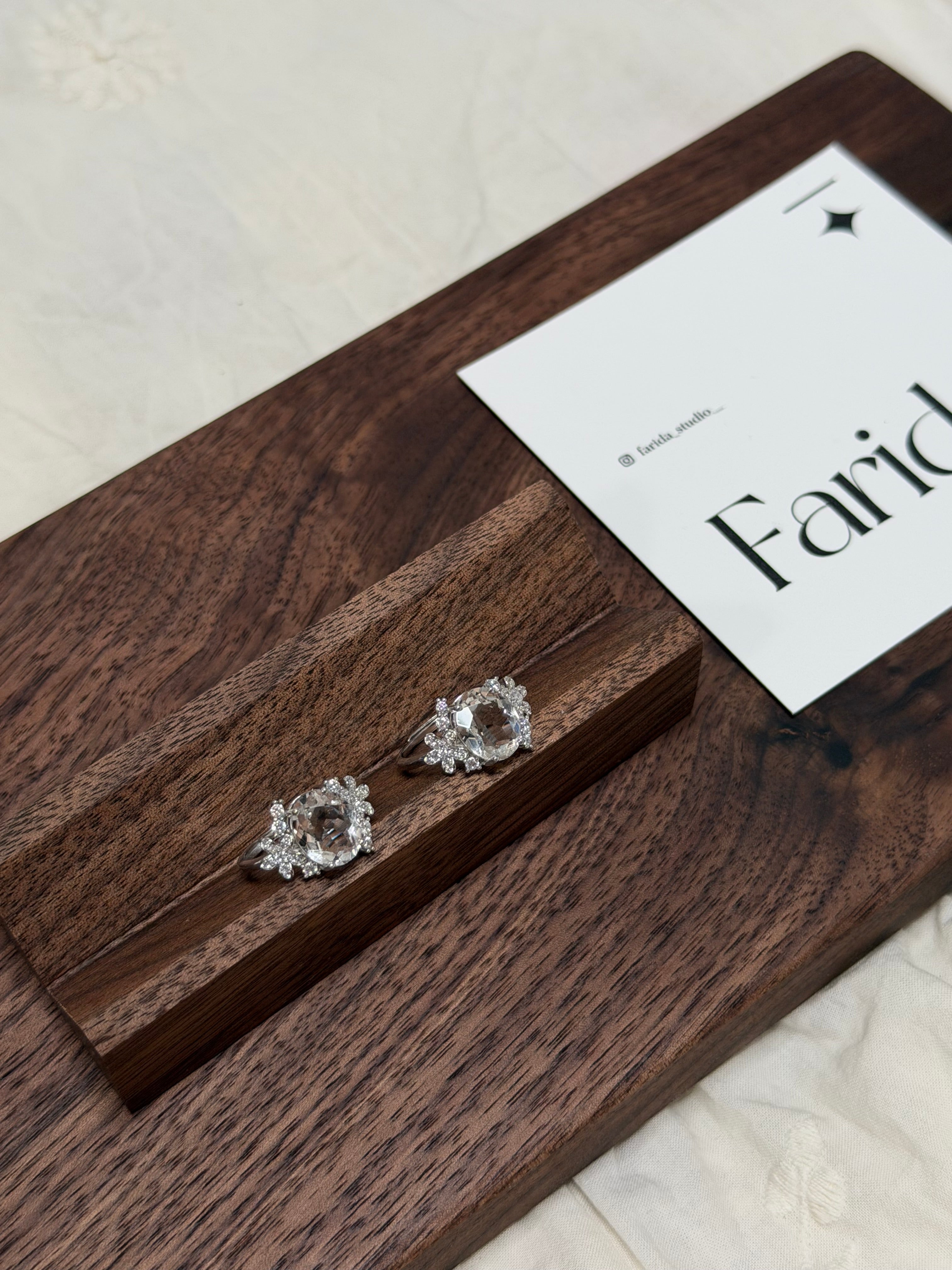 花綻——白水晶花花S925銀戒指