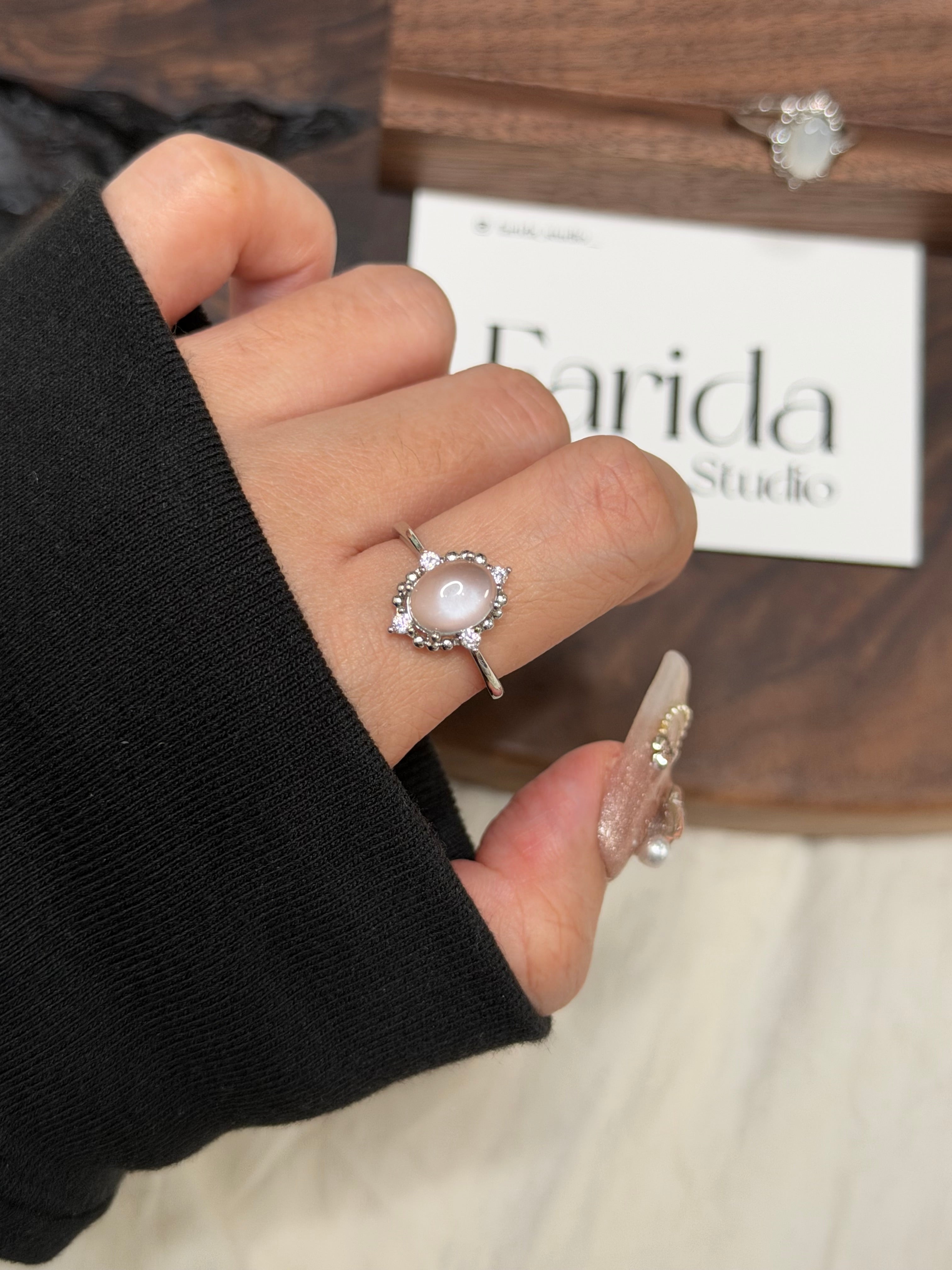 雙尖白月光戒指