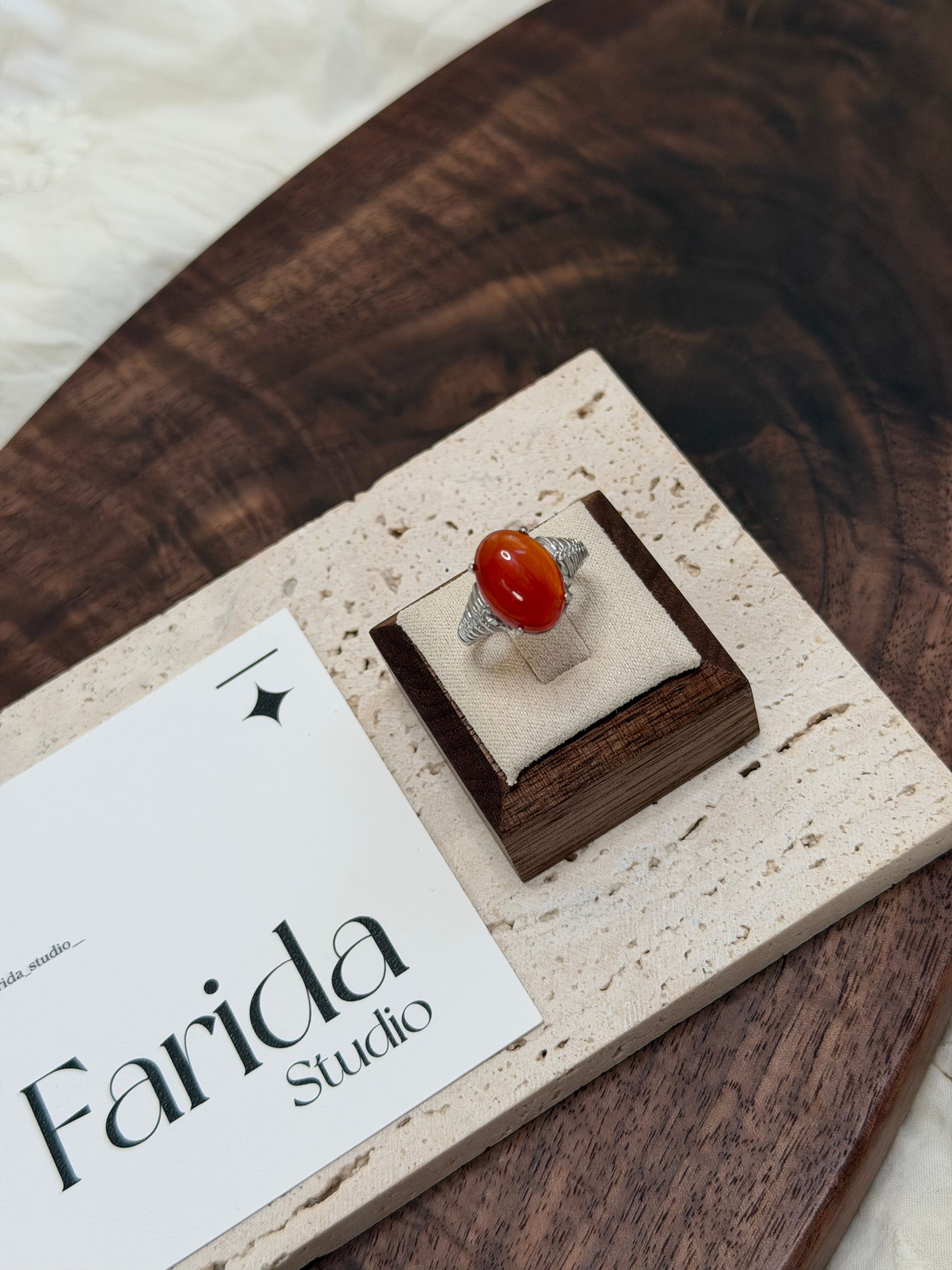 紅瑪瑙鈦鋼戒指