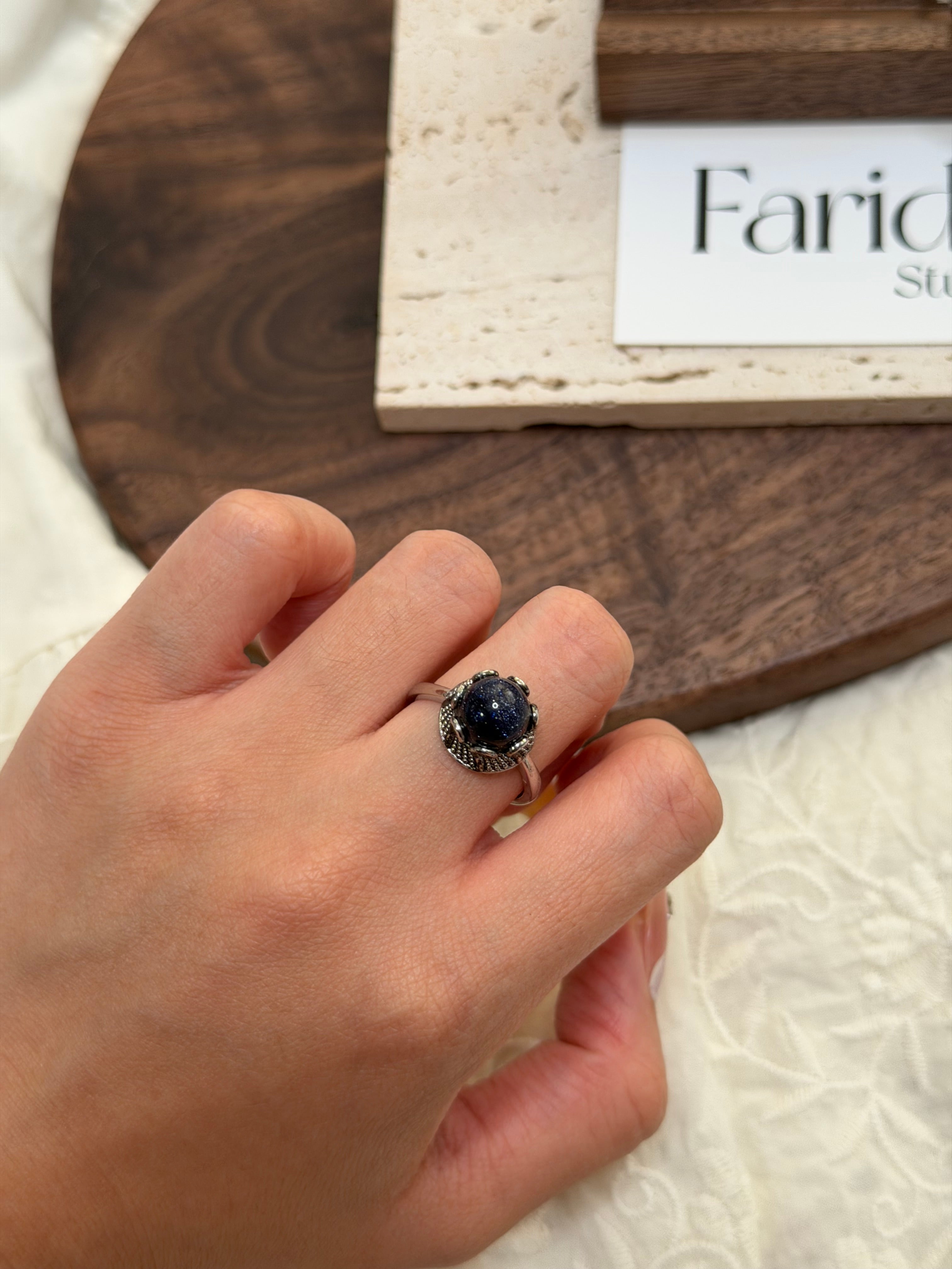 藍砂石水晶球戒指