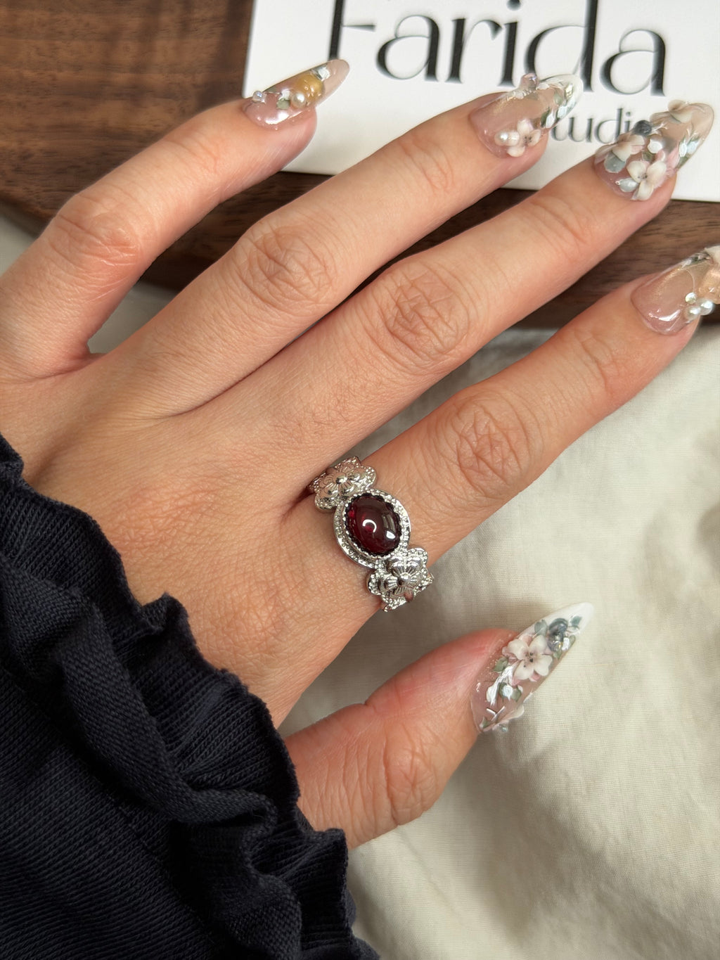 紫牙烏花花戒指