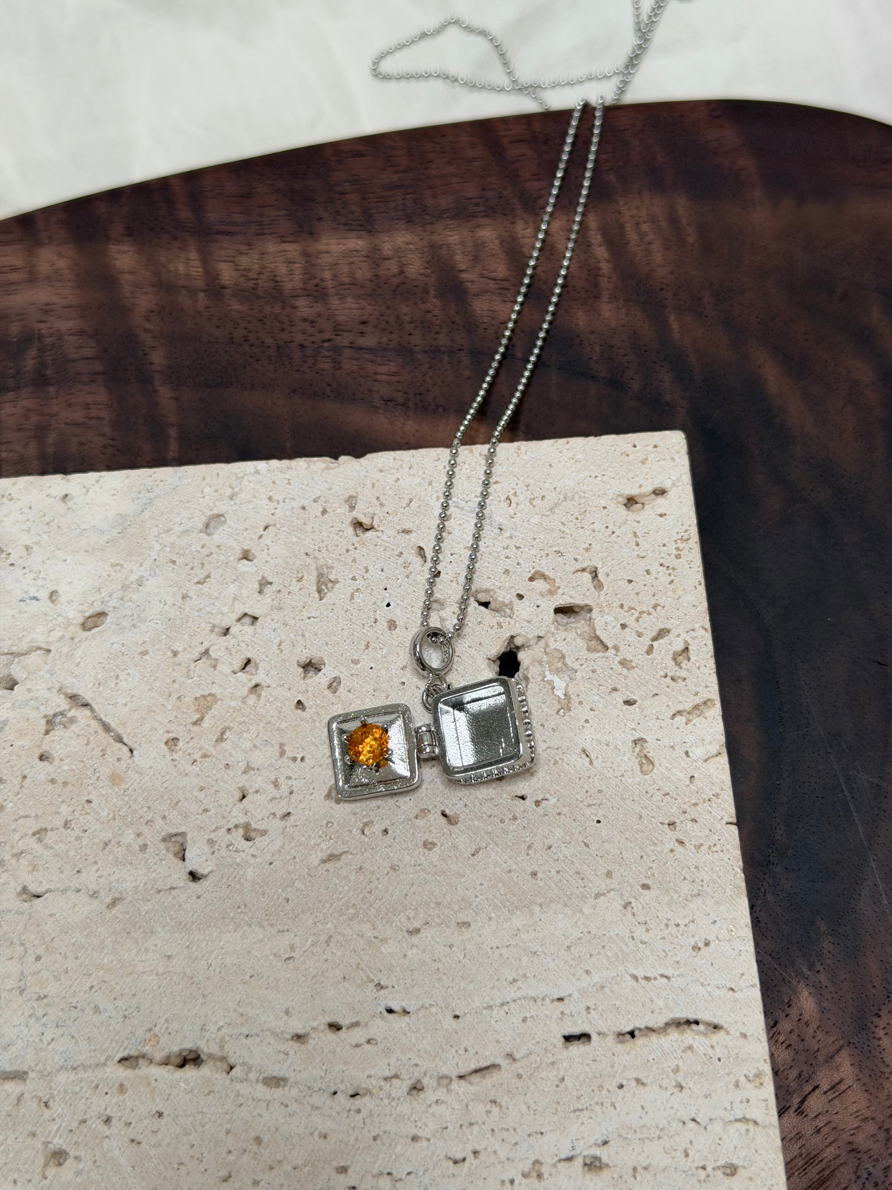 黃水晶戒指盒吊墜