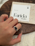 紅石榴石橫托戒指