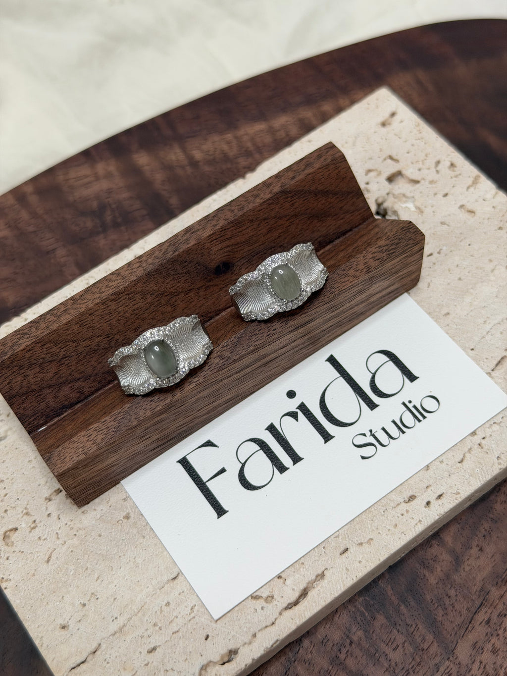 灰綠兔毛工藝戒指