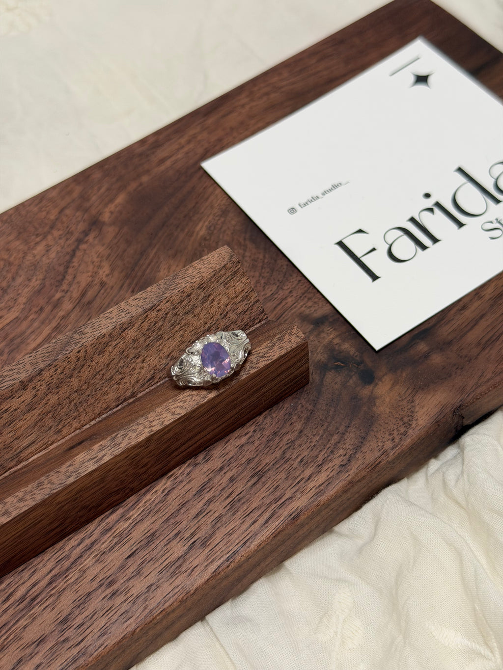 羅馬風格紫玉晶戒指