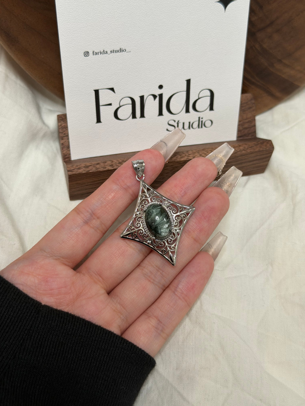 峇里島風綠龍晶吊墜