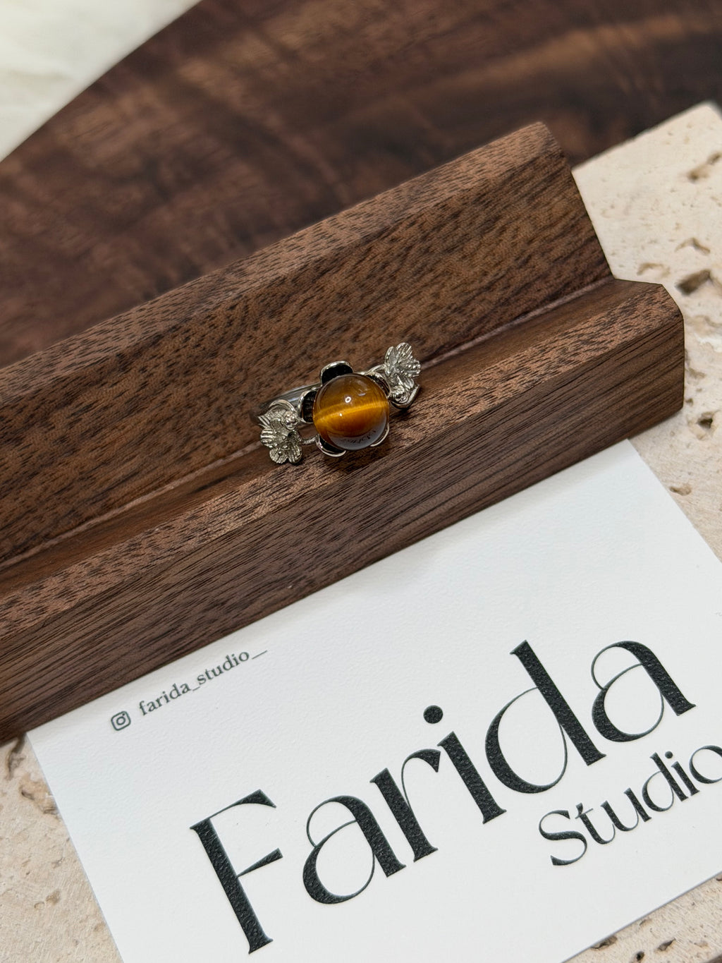 花托黃虎眼水晶球戒指