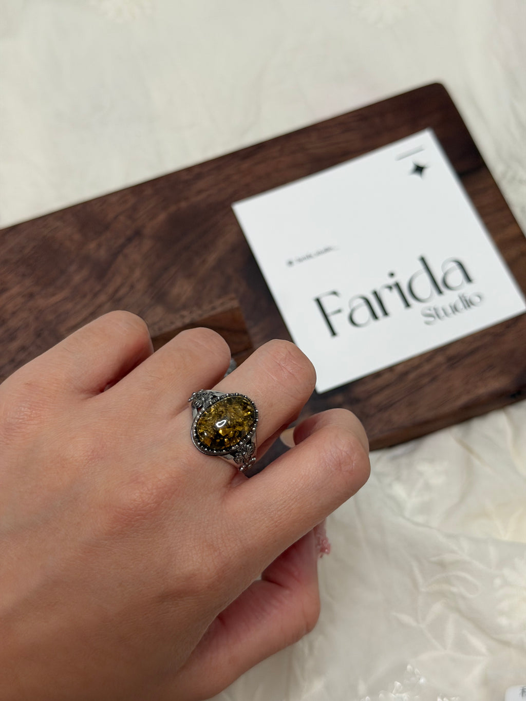 尼泊爾風格綠珀戒指