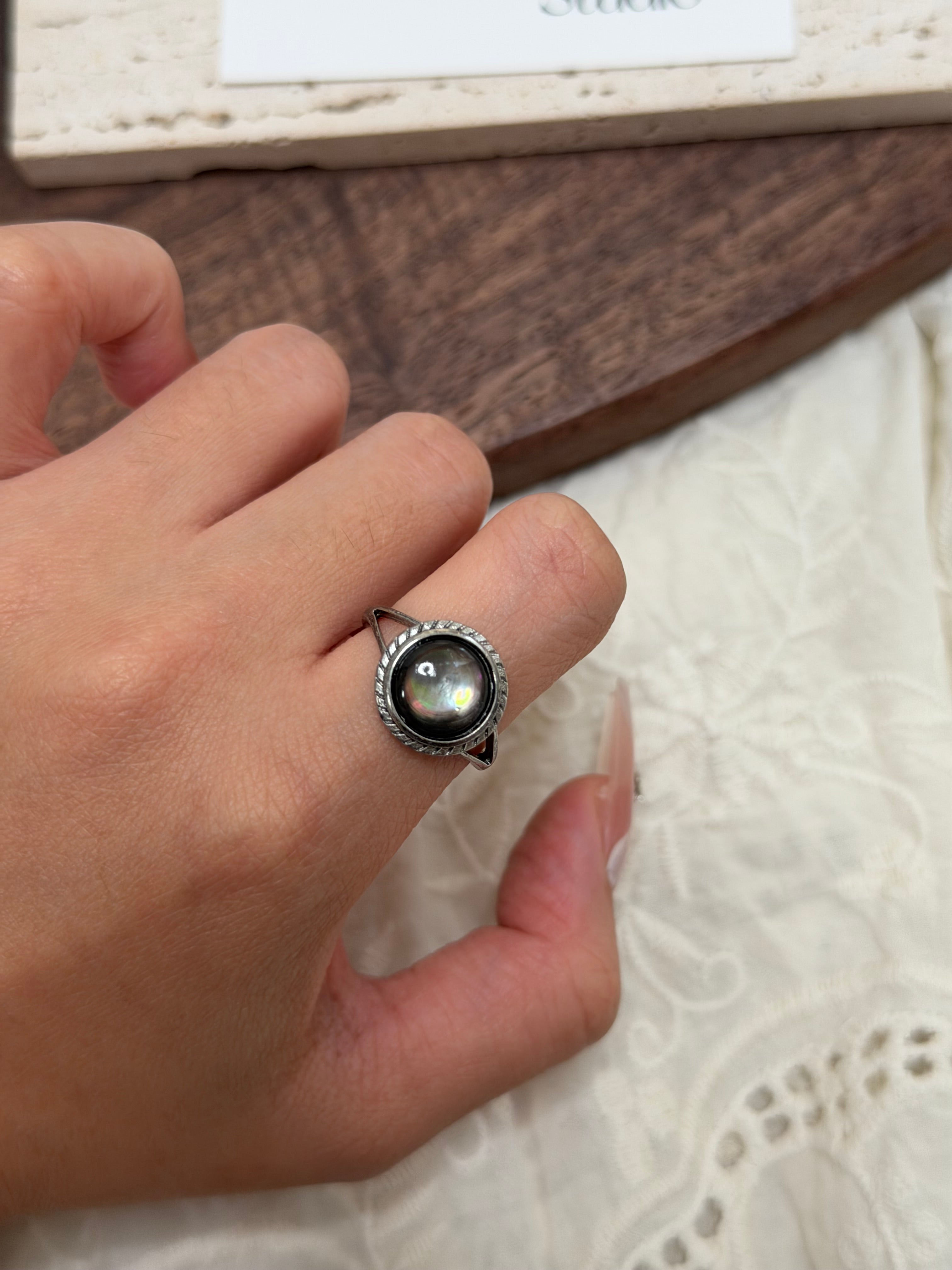 黑貝母戒指