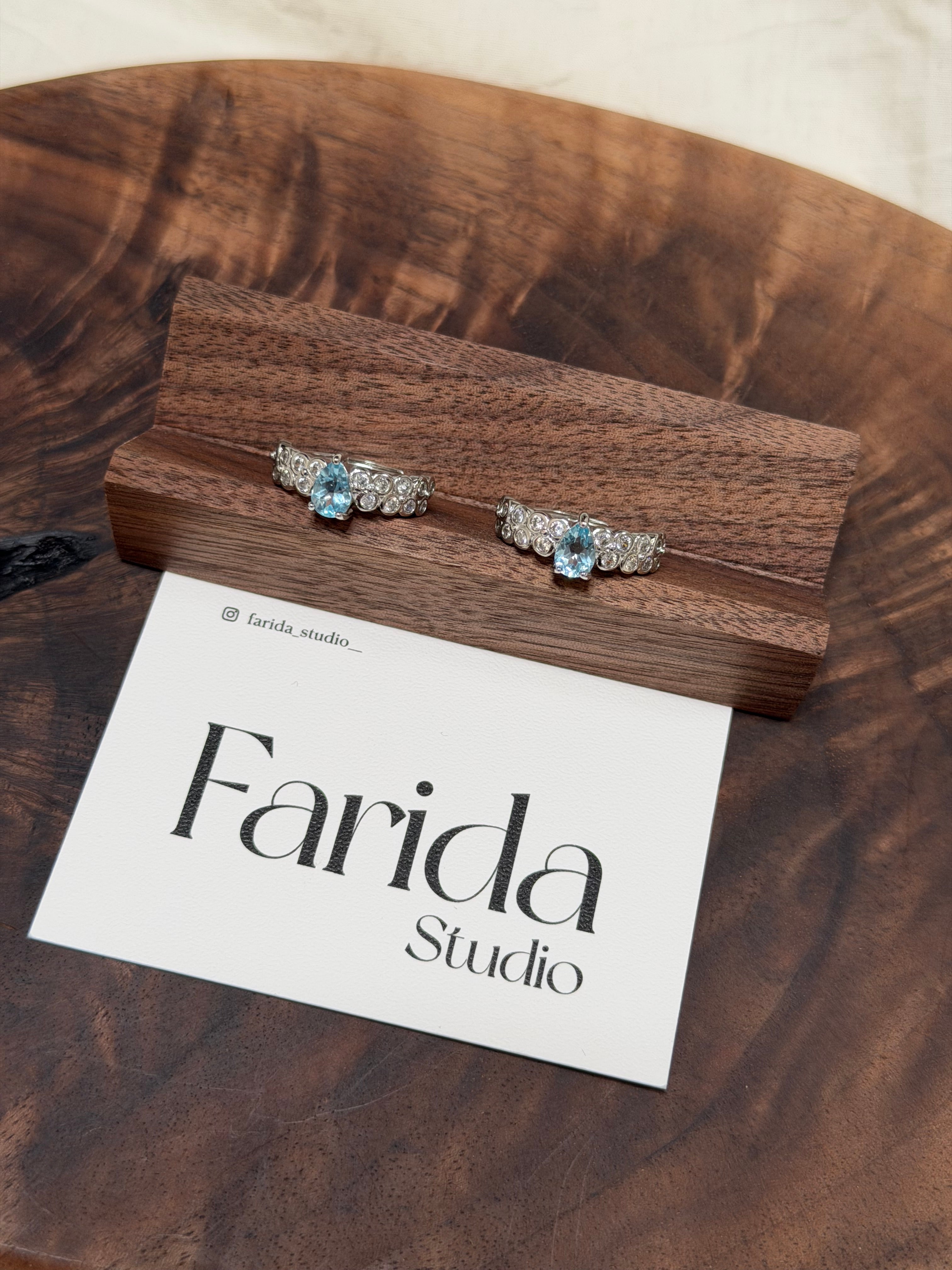 鑽款水滴藍托帕戒指