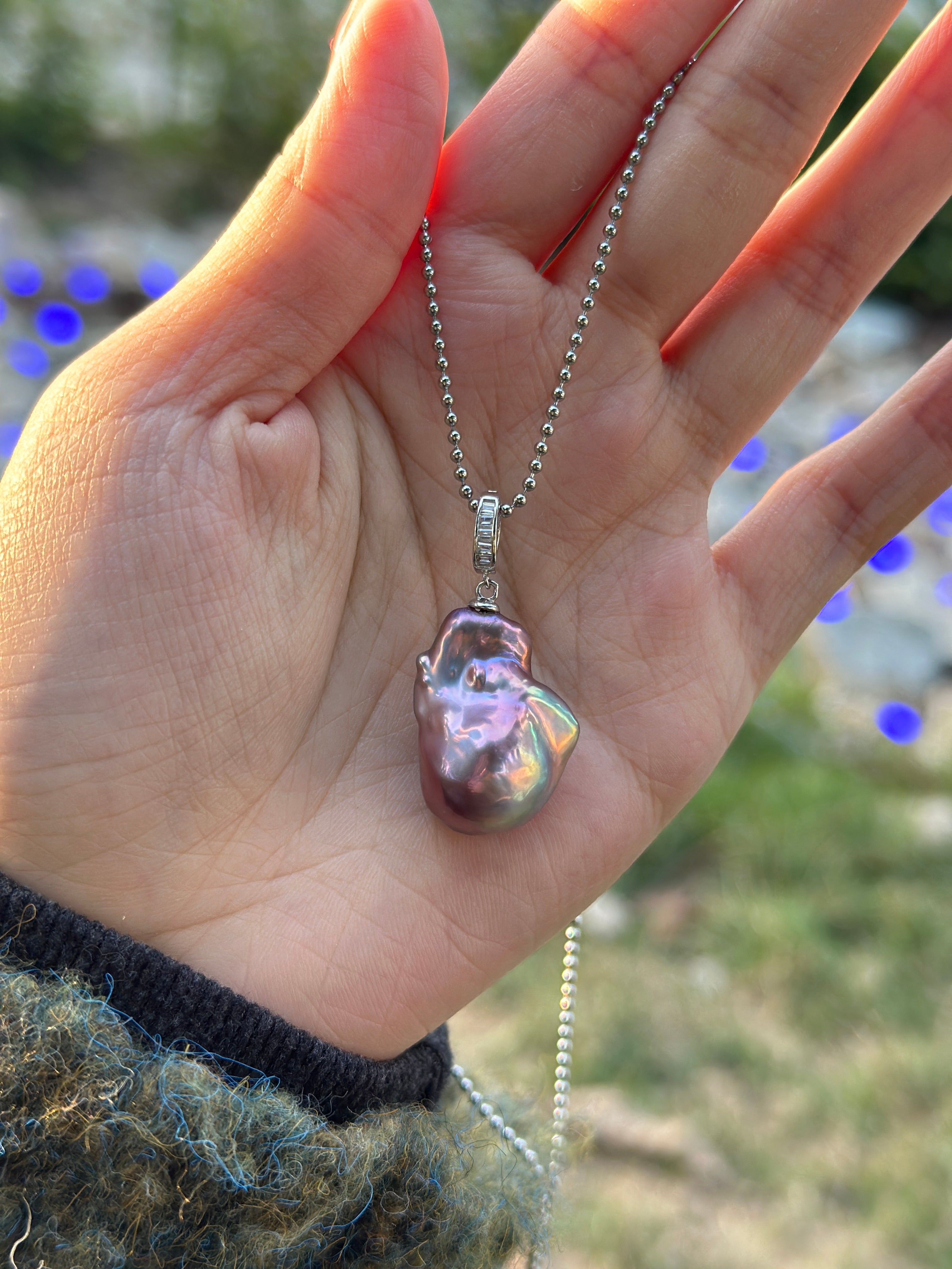 粉紫色金屬光巴洛克吊墜