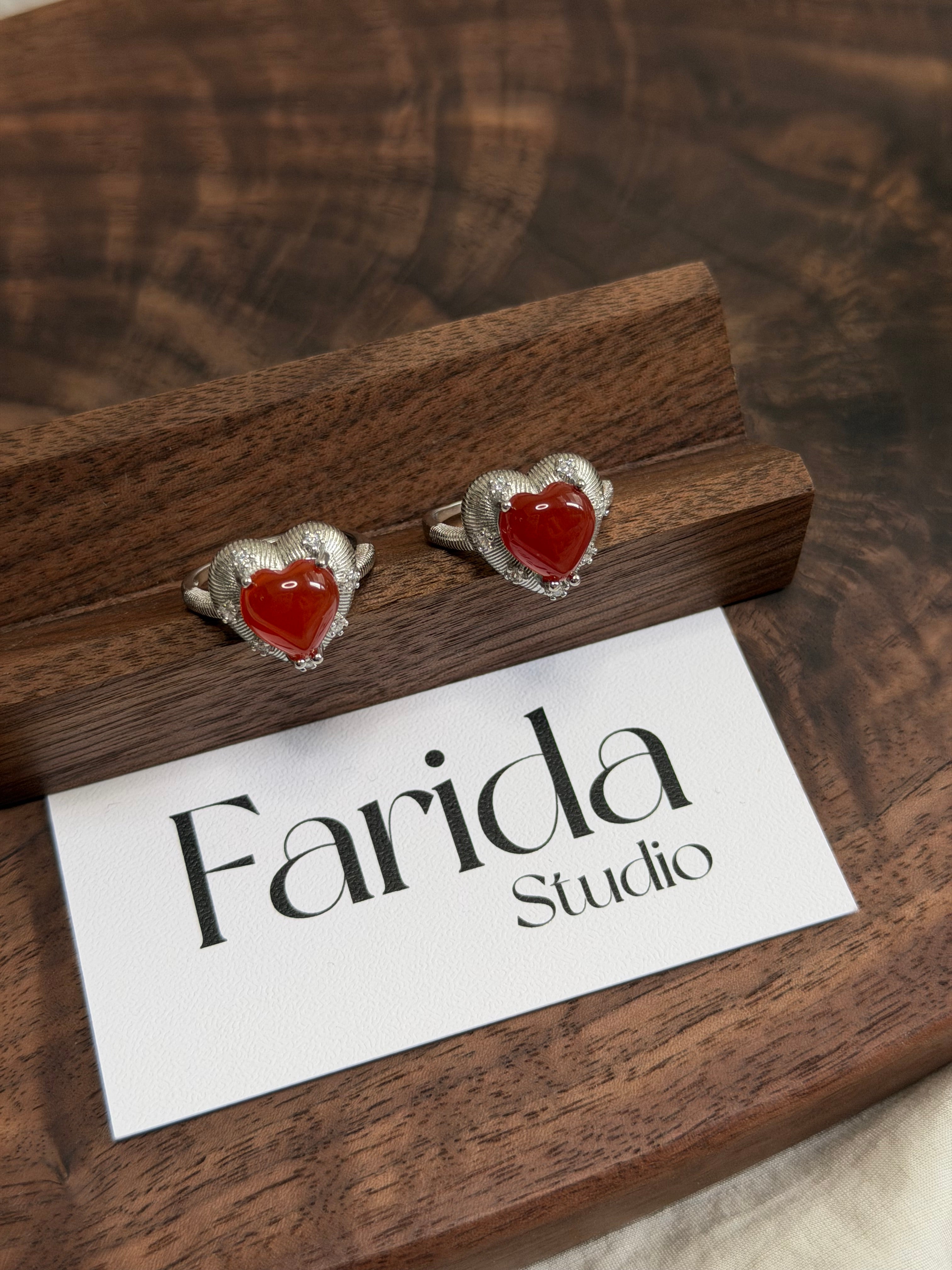 紅瑪瑙愛心戒指