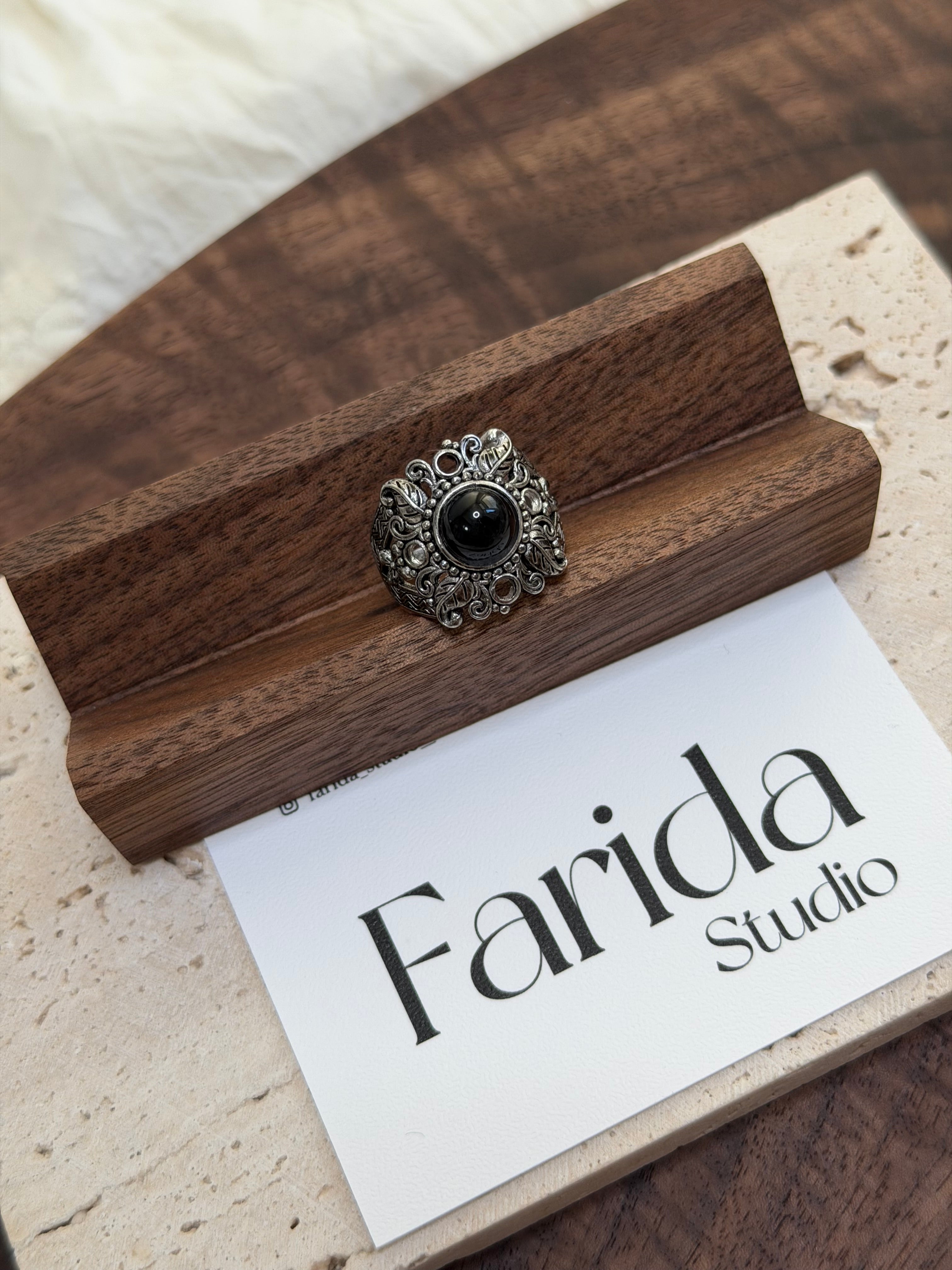 尼泊爾風格黑瑪瑙戒指