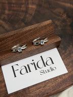 絲帶藍托帕戒指