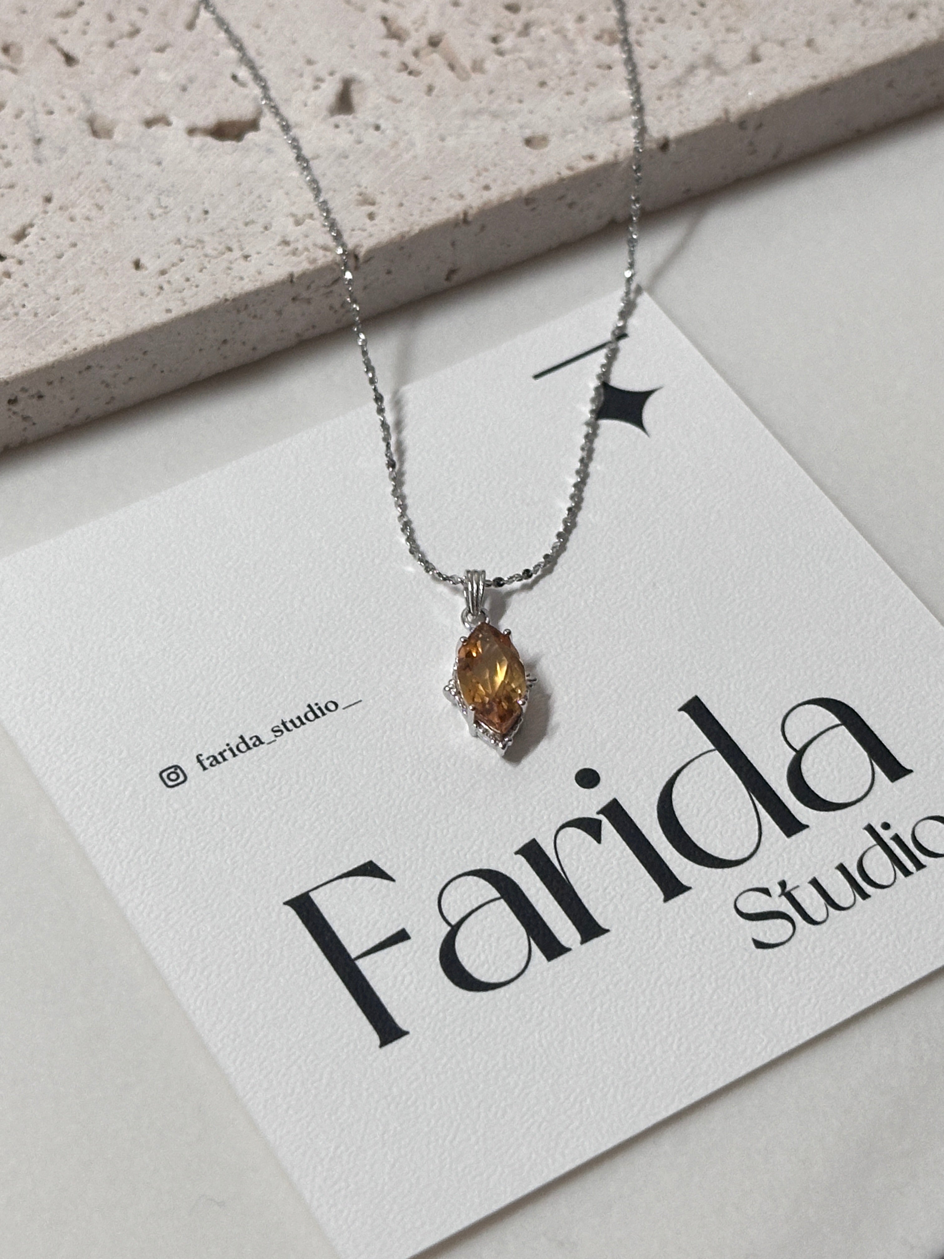 S925黃水晶馬眼吊墜