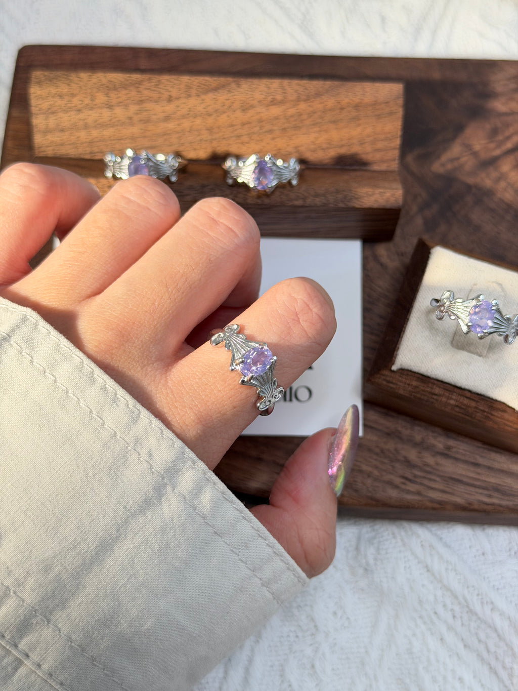 貝殼款紫玉晶鈦鋼戒指