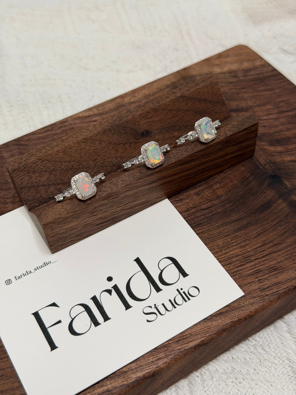 S925滿彩鑽切澳寶戒指