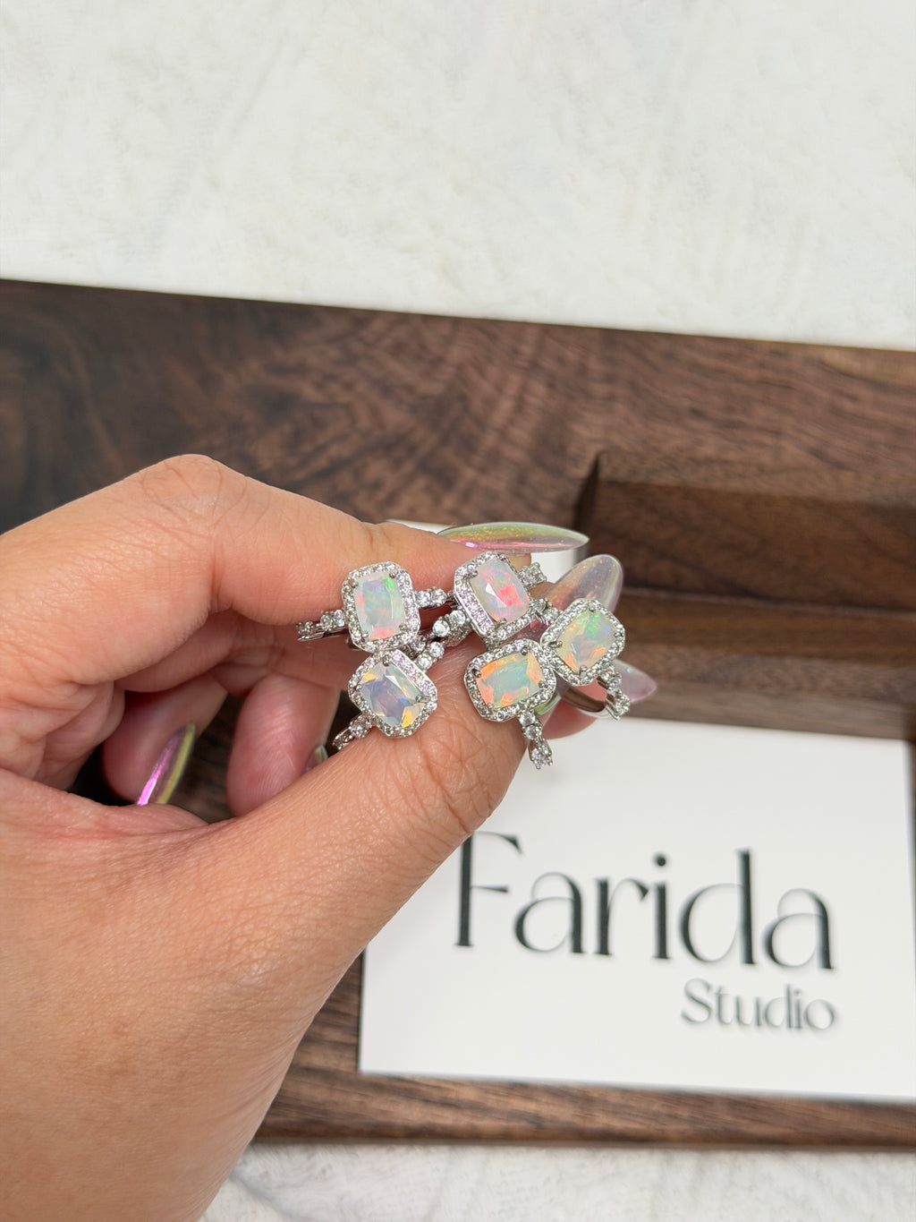 S925滿彩鑽切澳寶戒指