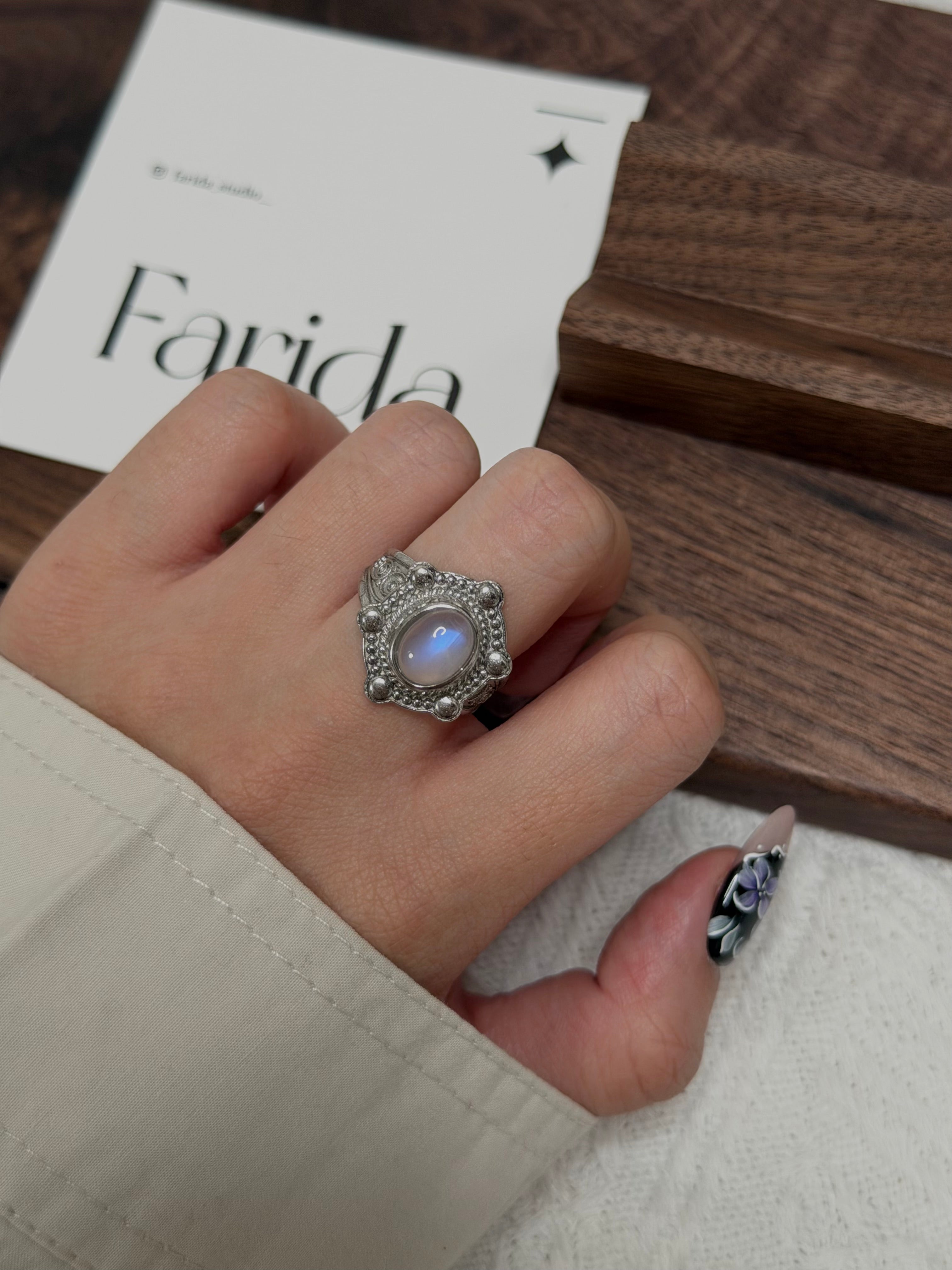 復古藍月亮石戒指