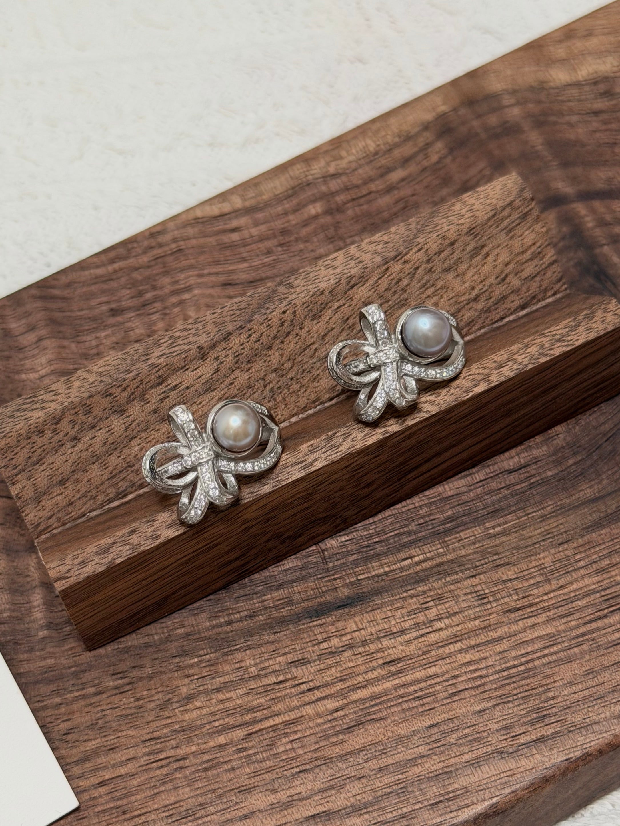 蝴蝶結珍珠戒指