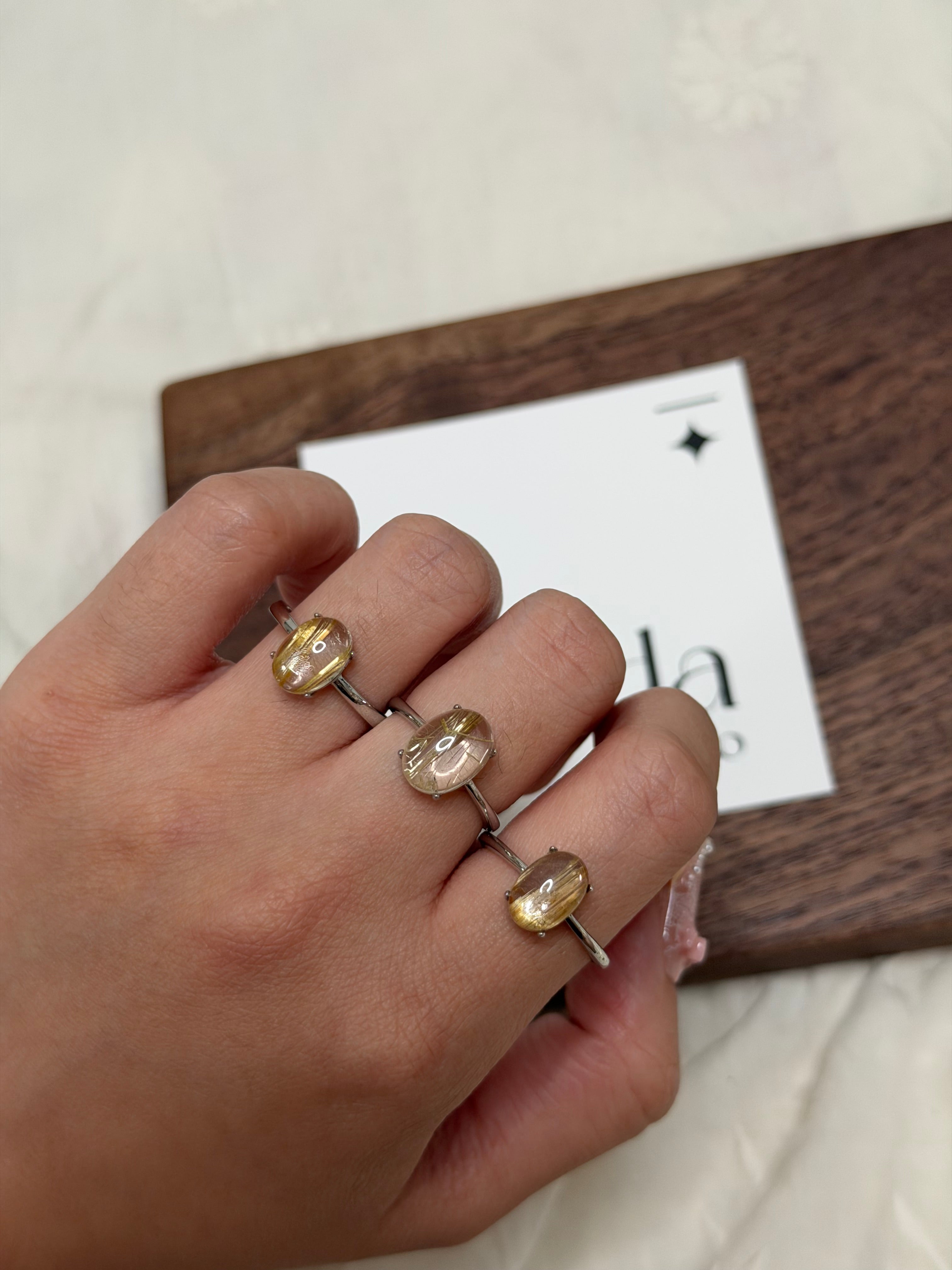 維納斯金髮晶戒指